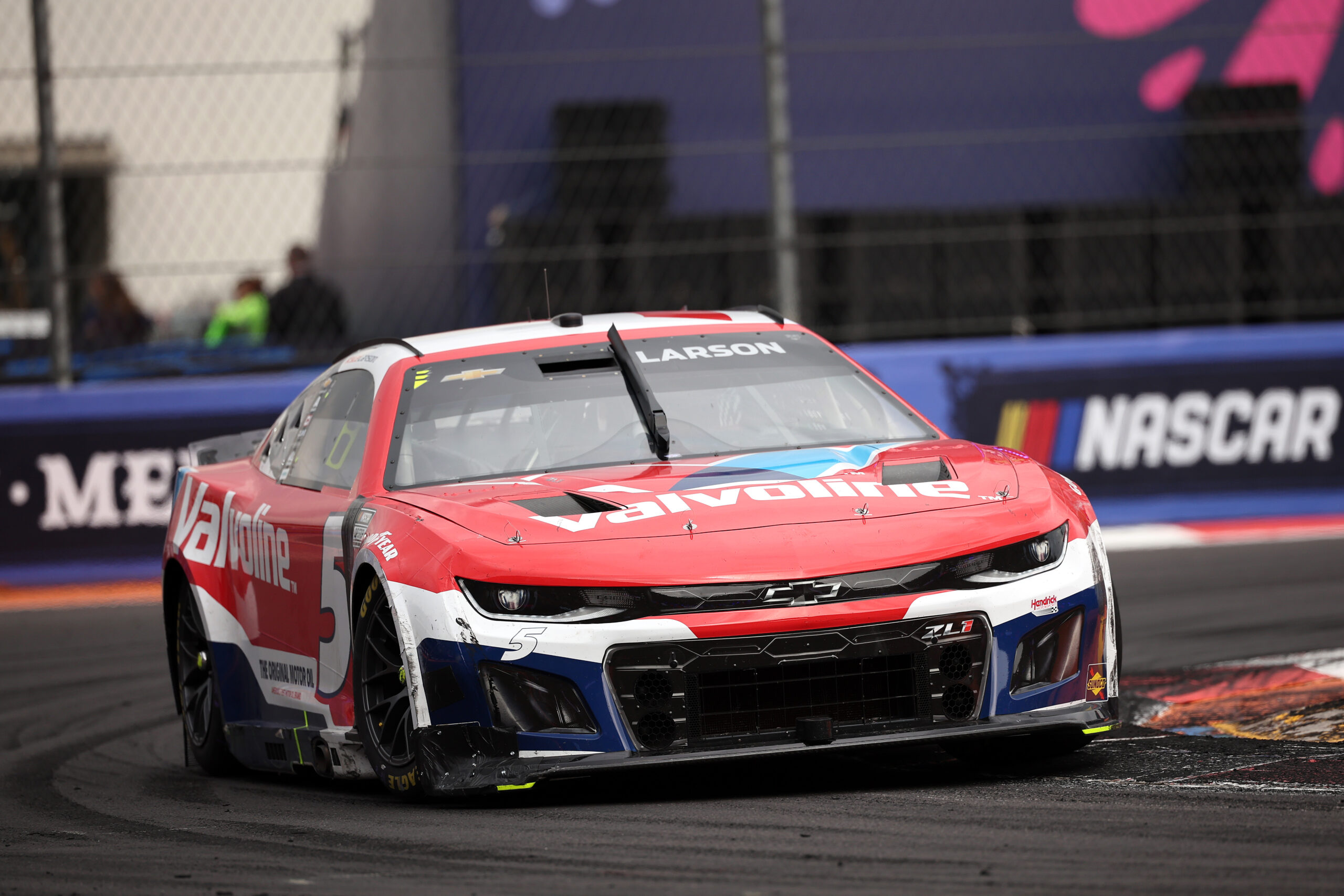 MEXICO CITY, MEXICO - JUNE 15: Kyle Larson, driver of the #5 Valvoline Chevrolet, drives during the NASCAR Cup Series Viva Mexico 250 at Autodromo Hermanos Rodriguez on June 15, 2025 in Mexico City, Mexico. (Photo by James Gilbert/Getty Images)