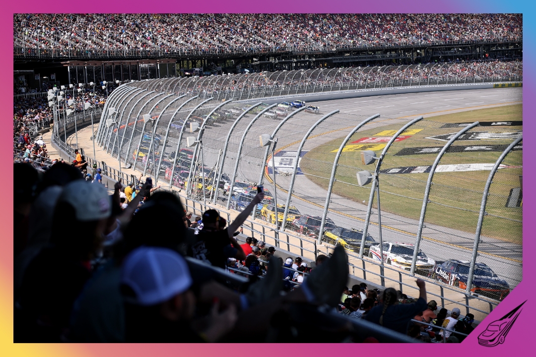 TALLADEGA, ALABAMA - OCTOBER 19: A general view of racing during the NASCAR Cup Series YellaWood 500 at Talladega Superspeedway on October 19, 2025 in Talladega, Alabama. (Photo by Chris Graythen/Getty Images)