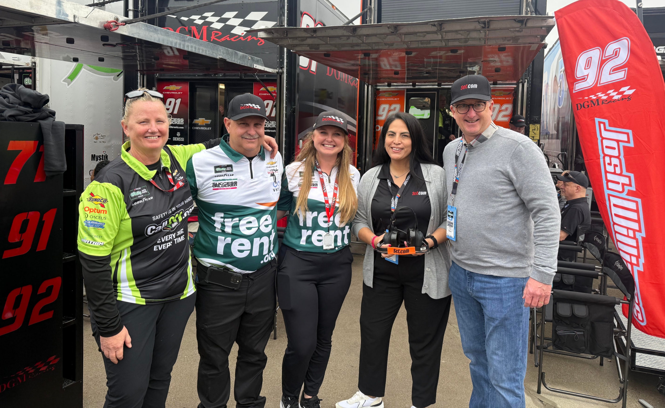 The Gosselins of DGM Racing – Michelle, Mario and Megan – pose with Lori Oquendo, Setcom’s director of sales and marketing, and CEO Russ Rudolph.